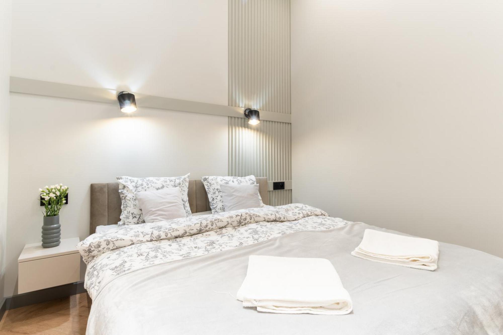 Charm & Comfort Renovated Gem In Old Town Sarego Apt B Cracóvia Exterior foto